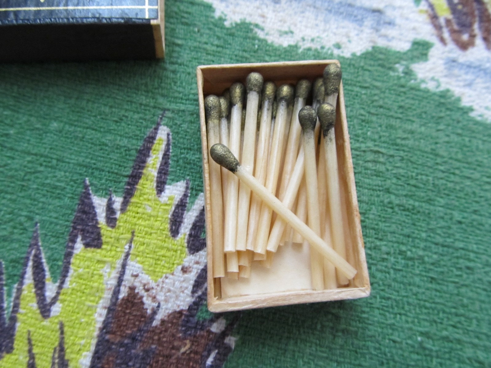 Vintage small wax matches with gold tips black match box from Italy