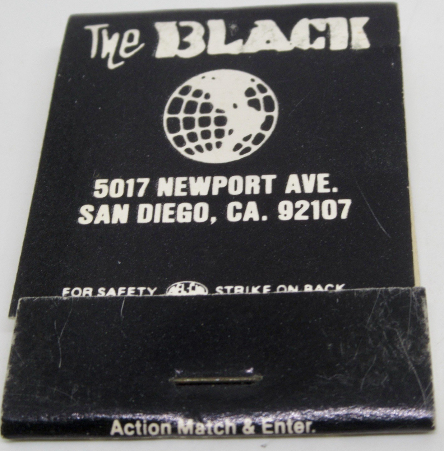 The Black “Head Shop” SAN DIEGO California Ocean Beach Newport Av FULL Matchbook