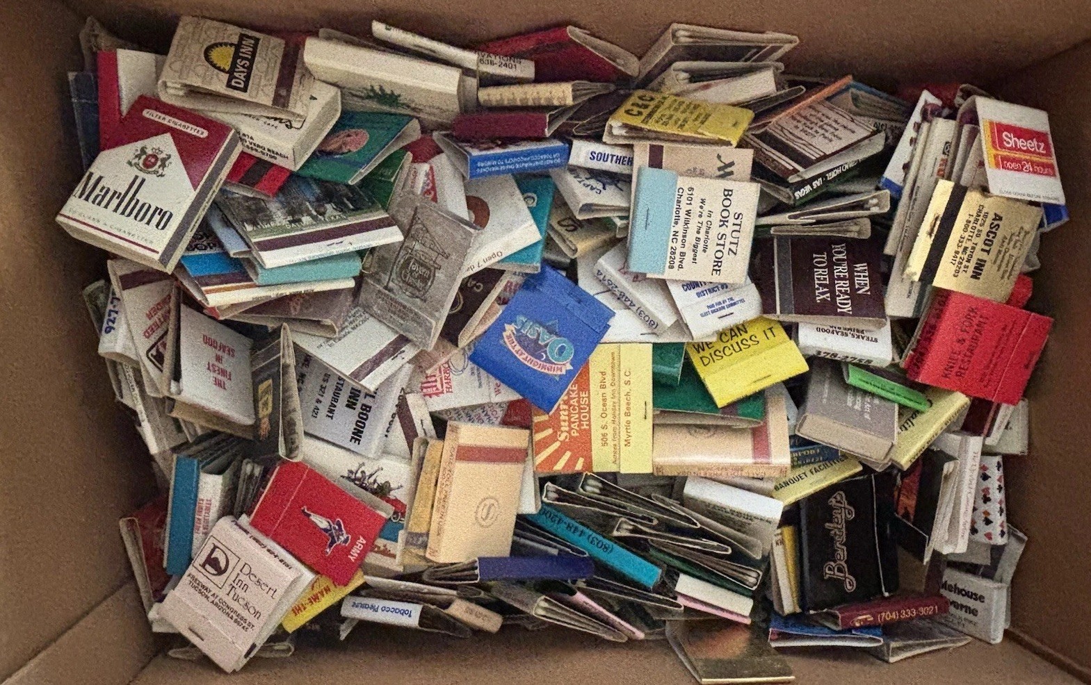 Assorted Vintage Matchbooks Lot Of 10 Per Purchase Most Unstruck.