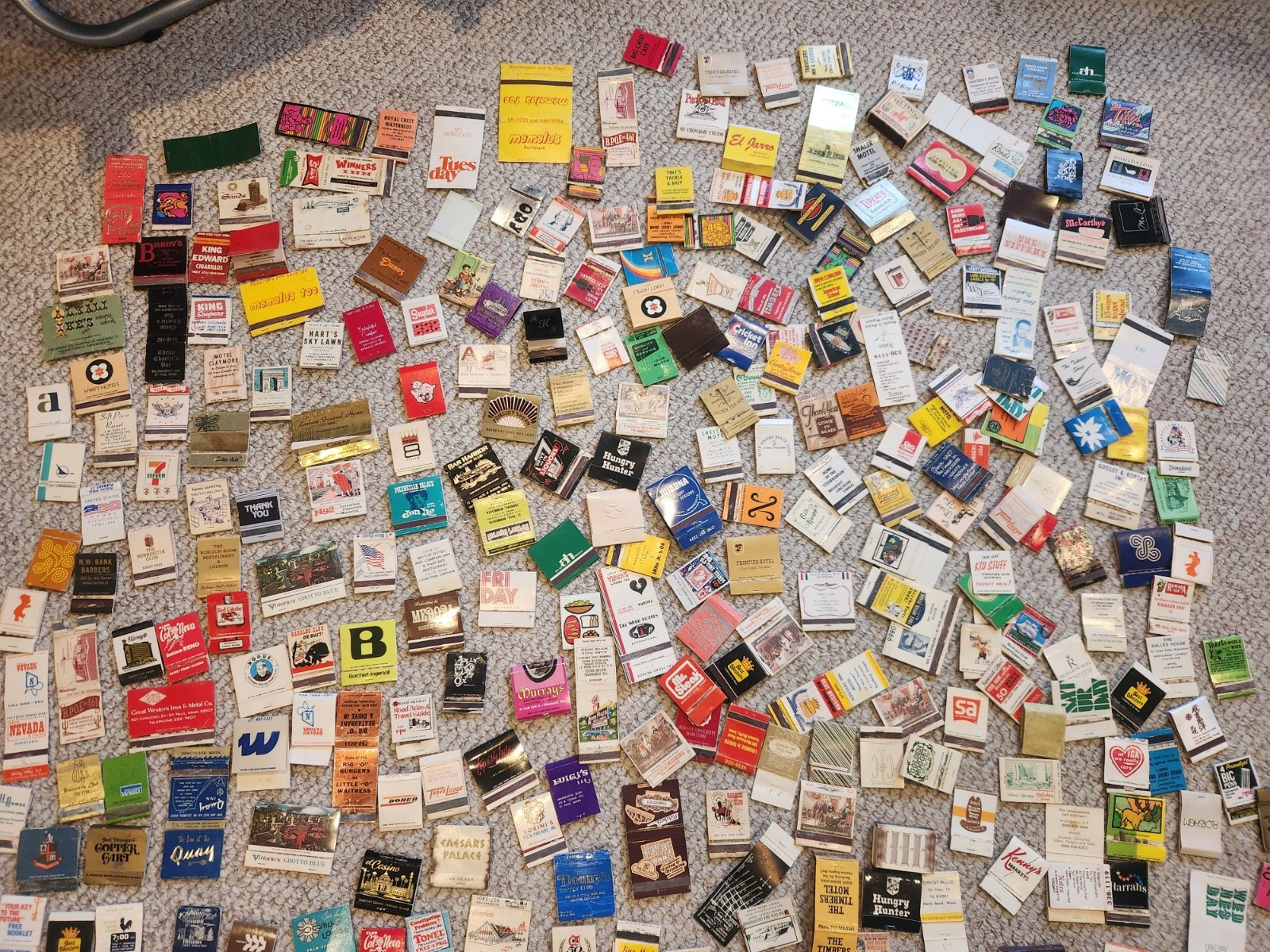 24 Vintage Matchbooks Mixed Variety 1970s Las Vegas Hotels Bar Restaurants Gas