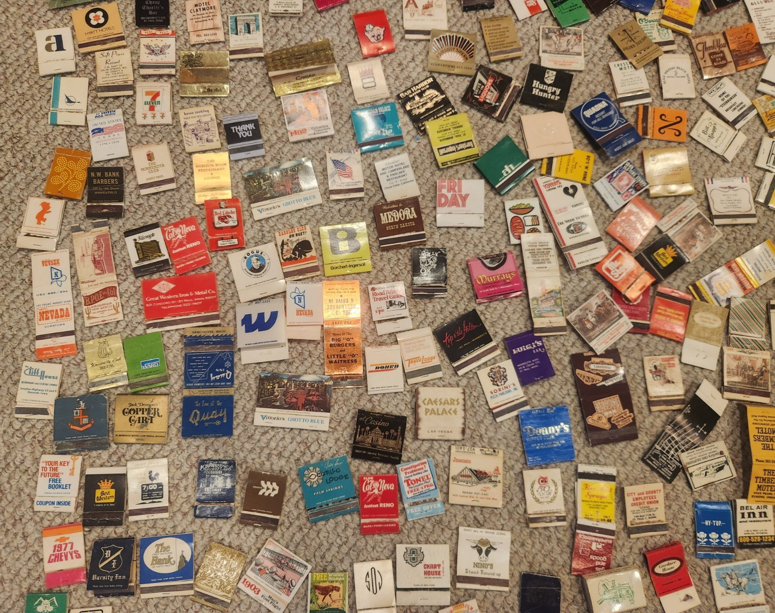 24 Vintage Matchbooks Mixed Variety 1970s Las Vegas Hotels Bar Restaurants Gas