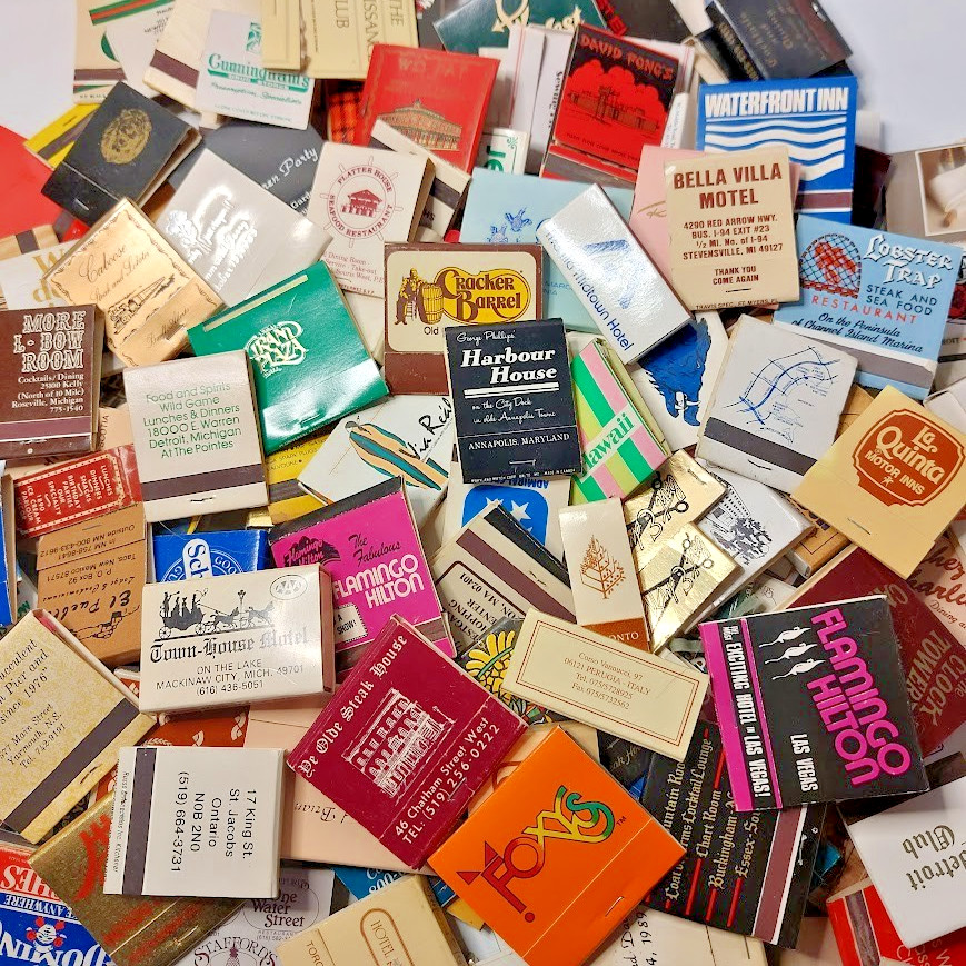 LOT OF 10 RANDOM Vintage Matches Matchbooks – United States & Abroad