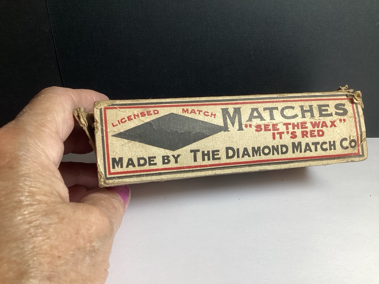 “RARE” BLACK DIAMOND MATCHES CARDBOARD MATCH BOX “SEE THE WAX IT’S RED”