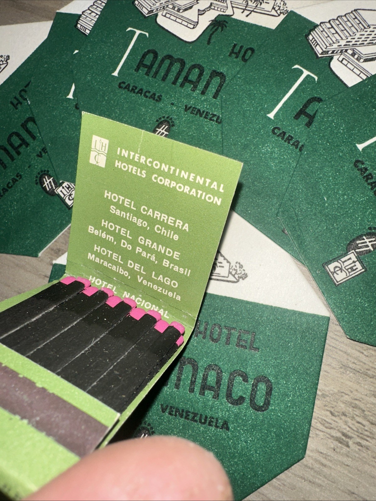 Hotel Tamanaco Caracas, Venezuela, Matchbooks And Drink Coasters Cardboard ￼