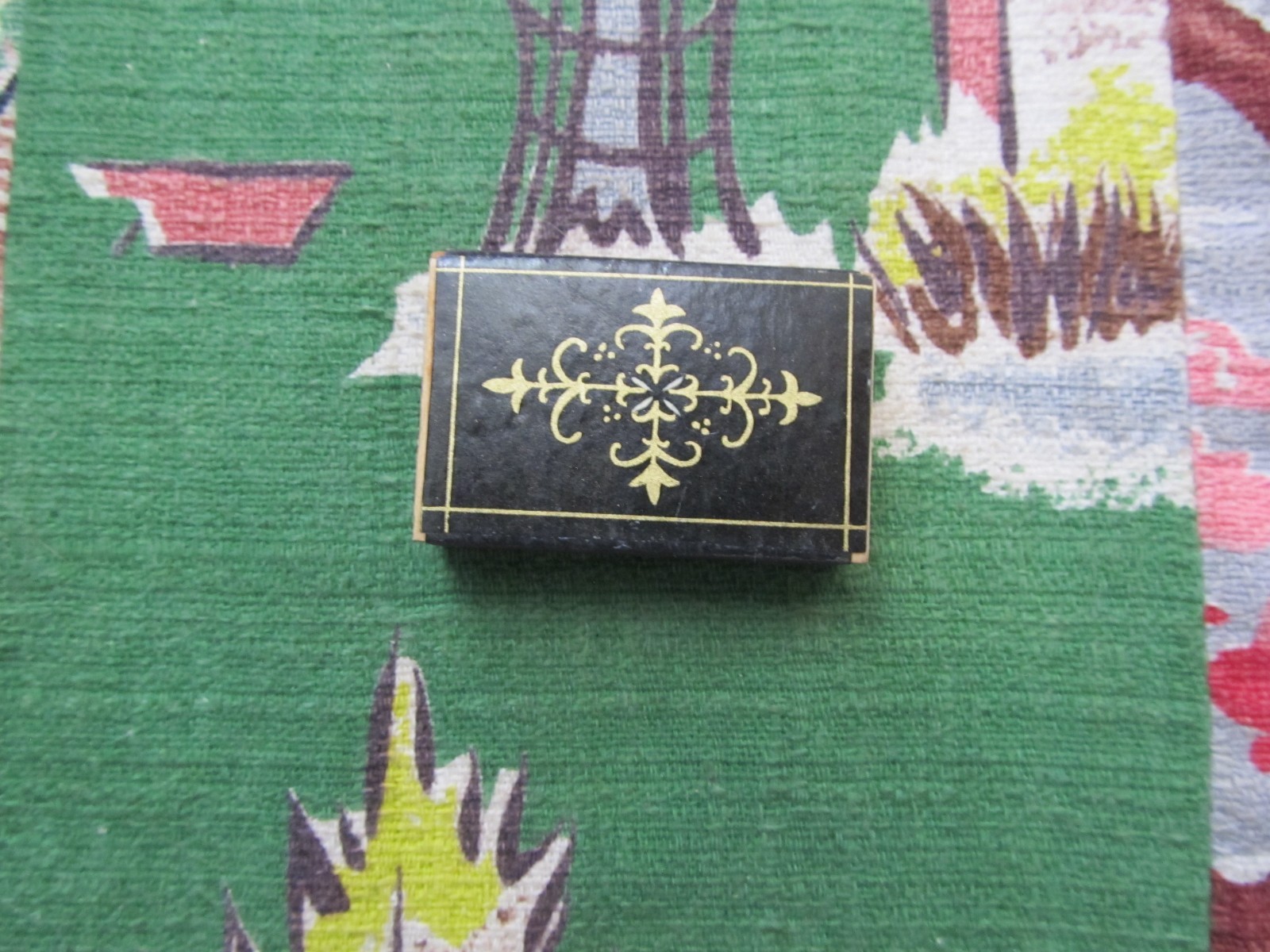 Vintage small wax matches with gold tips black match box from Italy