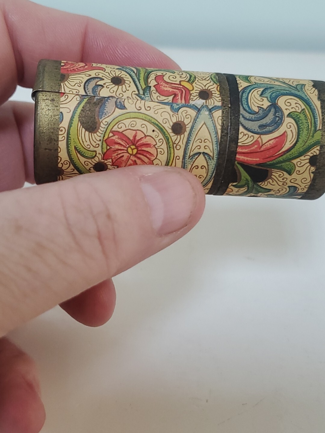 Decorative Paisley Cardboard Tube Cylinder Match Holder Black Tip Matches