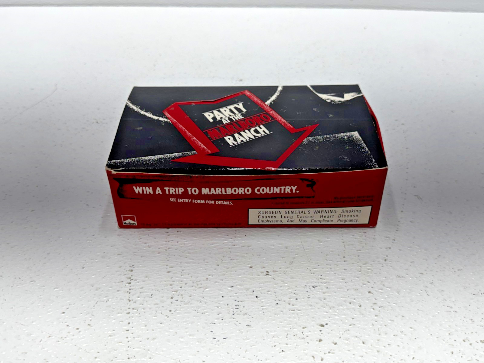 RARE FIND🚨Party At The Marlboro Ranch 1998 Matchbooks Black Red Matches Box