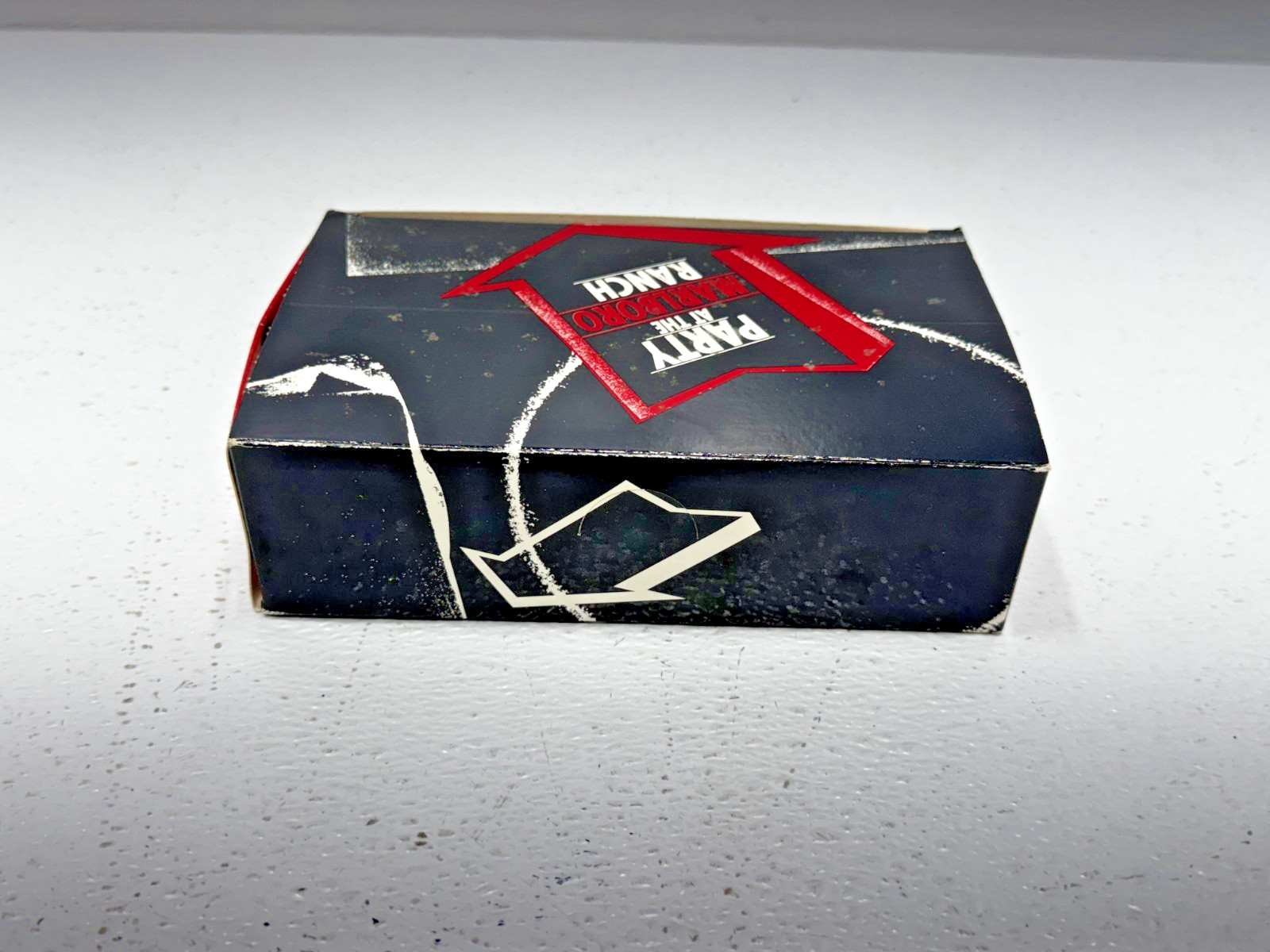 RARE FIND🚨Party At The Marlboro Ranch 1998 Matchbooks Black Red Matches Box