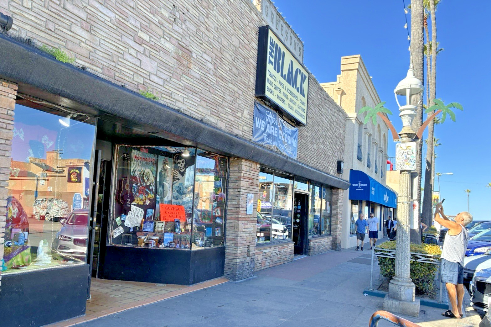 The Black “Head Shop” SAN DIEGO California Ocean Beach Newport Av FULL Matchbook