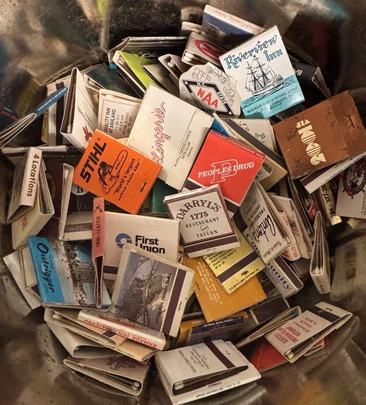 Assorted Vintage Matchbooks Lot Of 10 Per Purchase Most Unstruck.