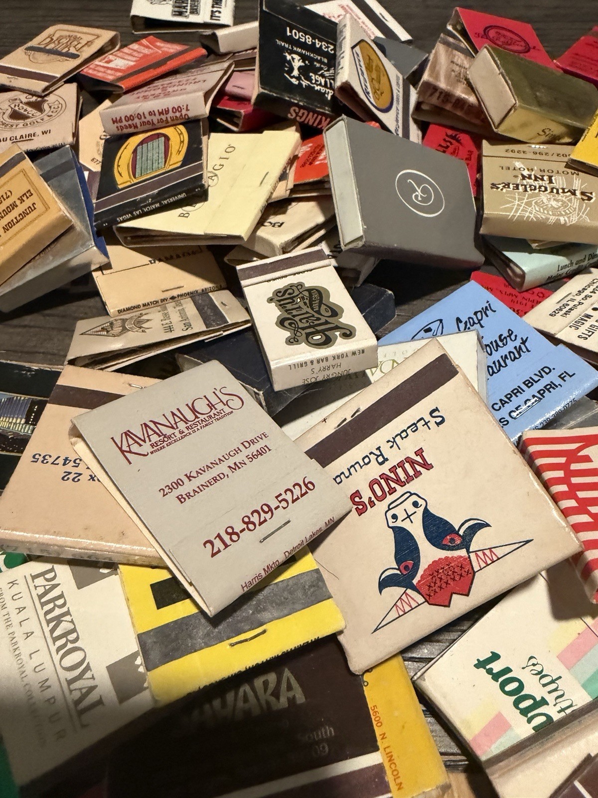 100+ Vintage Matches/Matchbook Lot Randomly Selected/Restaurant/Hotel/Ads 1LB
