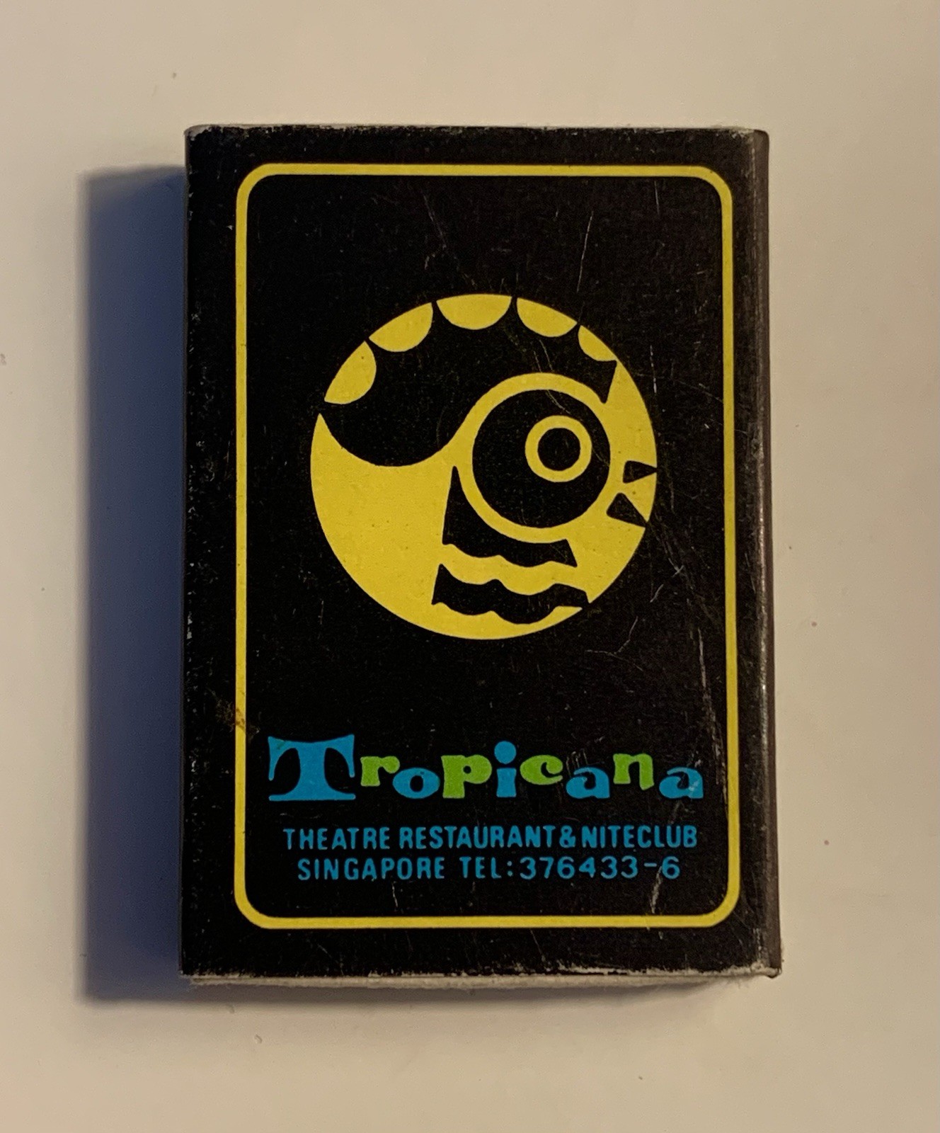 Singapore ~ Nite Club ~ Restaurant Tropicana ~ Vintage Matchbox ~