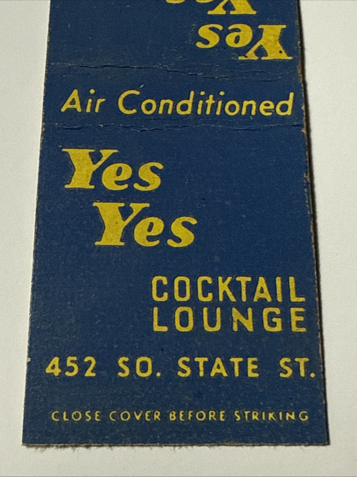 Vtg 1930s Matchbook YES YES Cocktail Lounge Chicago Illinois Bar
