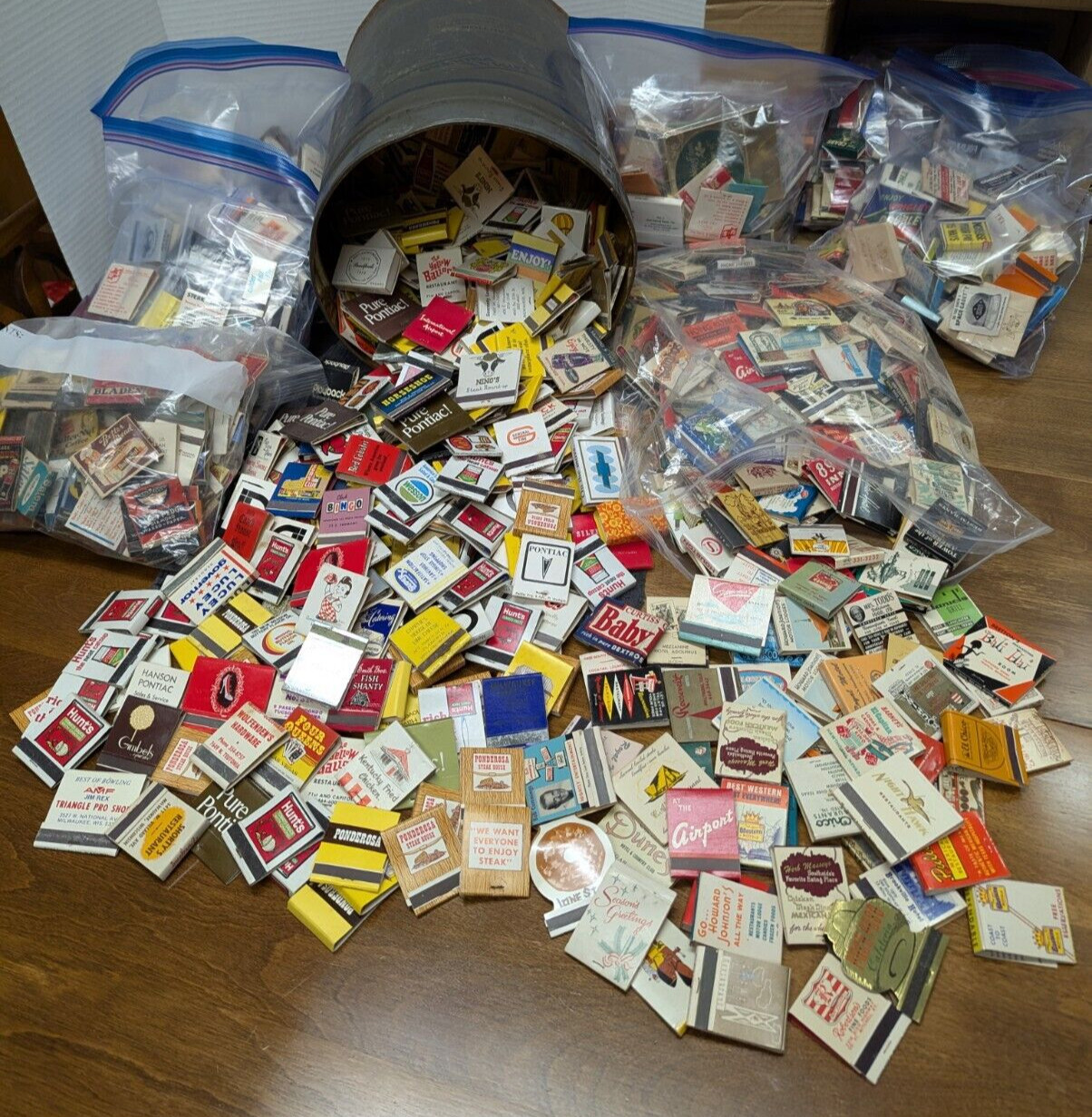 40+ Vintage Matches/Matchbook Lot Randomly Selected/Restaurant/Hotel/Casino/Ads