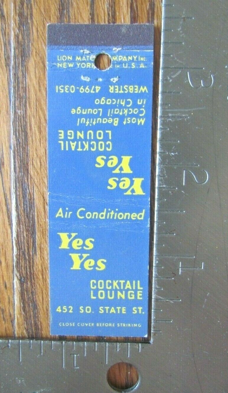 CHICAGO, ILLINOIS: YES YES LOUNGE (1934-43 MIDGET MATCHBOOK MATCHCOVER) -F18