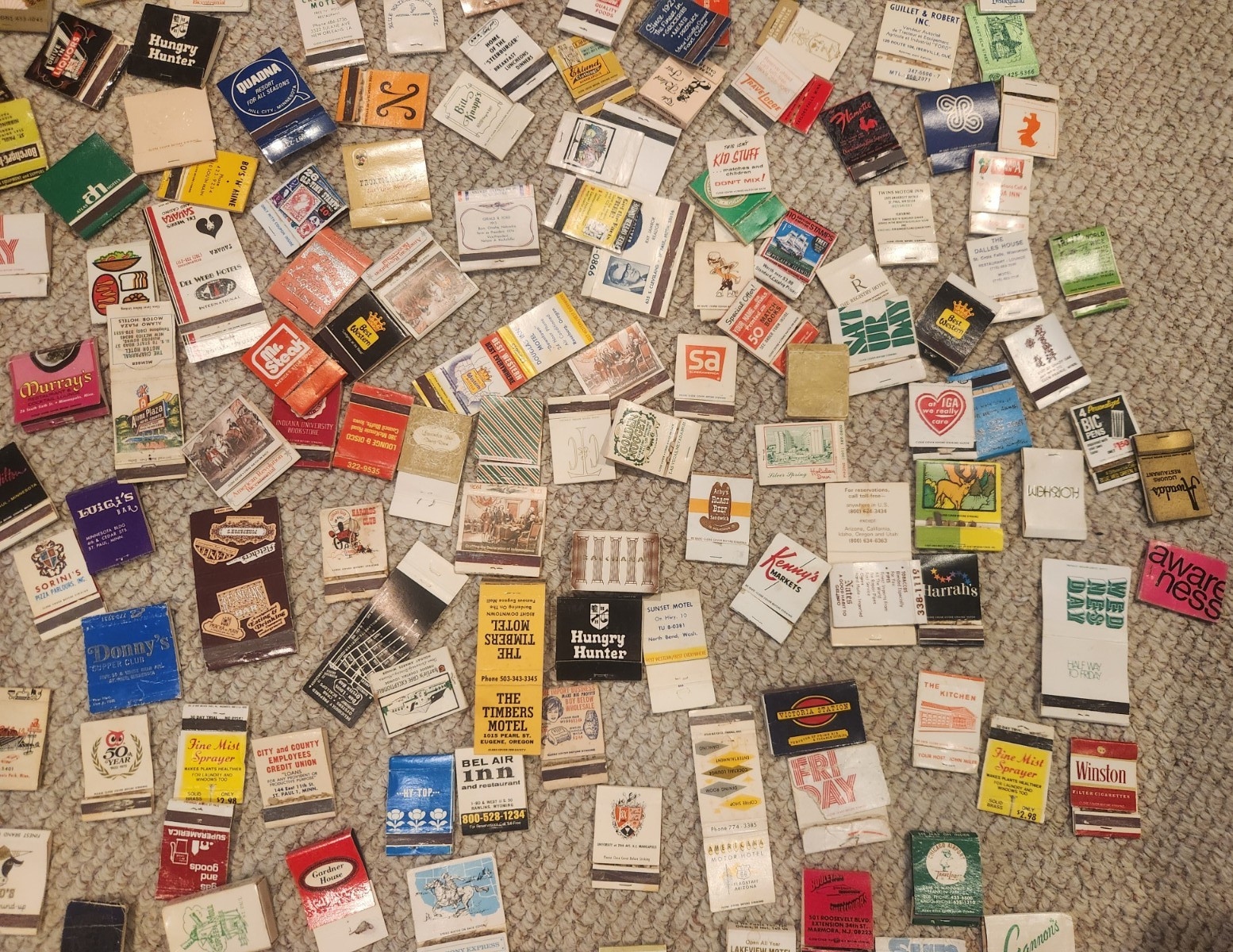 24 Vintage Matchbooks Mixed Variety 1970s Las Vegas Hotels Bar Restaurants Gas
