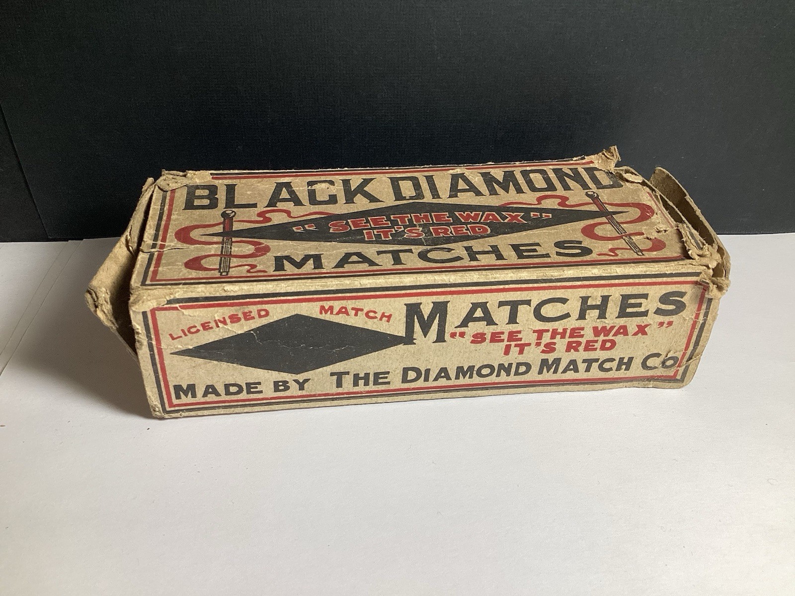 “RARE” BLACK DIAMOND MATCHES CARDBOARD MATCH BOX “SEE THE WAX IT’S RED”
